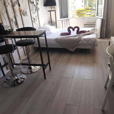 Hsh France Location Disney Land Paris - Suite Nicolas - Appartement De Charme Бюсси-Сен-Жорж Экстерьер фото